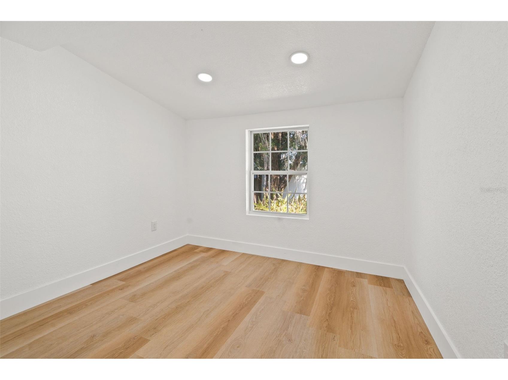 2008 Oakwood Avenue #B Tampa FL 33605 TB8488157 image7