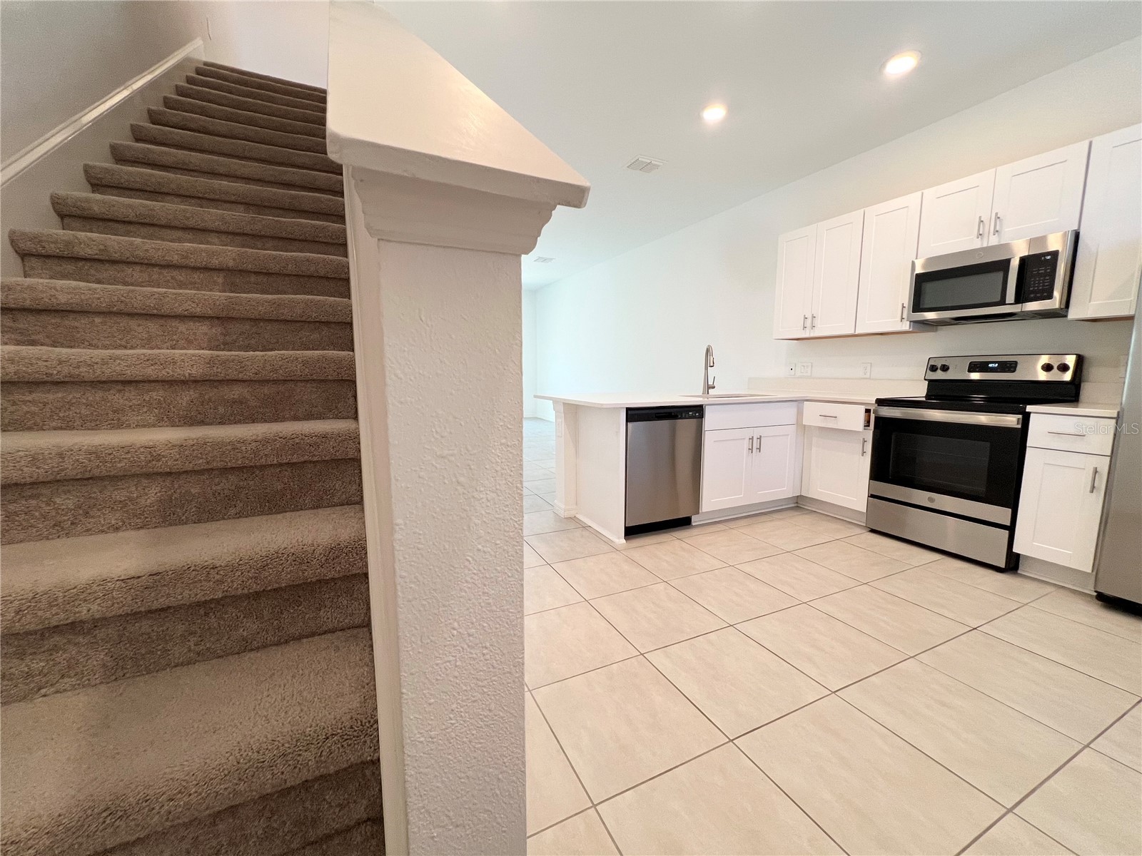 2008 Viewfinder Street Kissimmee FL 34758 O6369170 image19