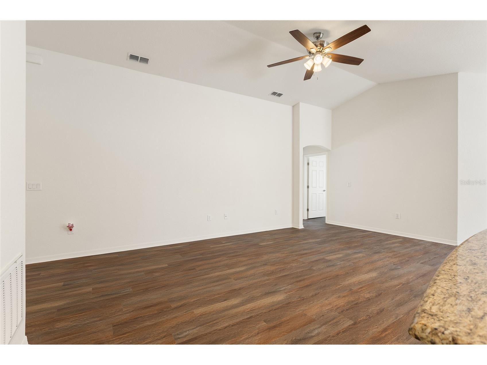 2009 Danes Court Lakeland FL 33810 O6391438 image13