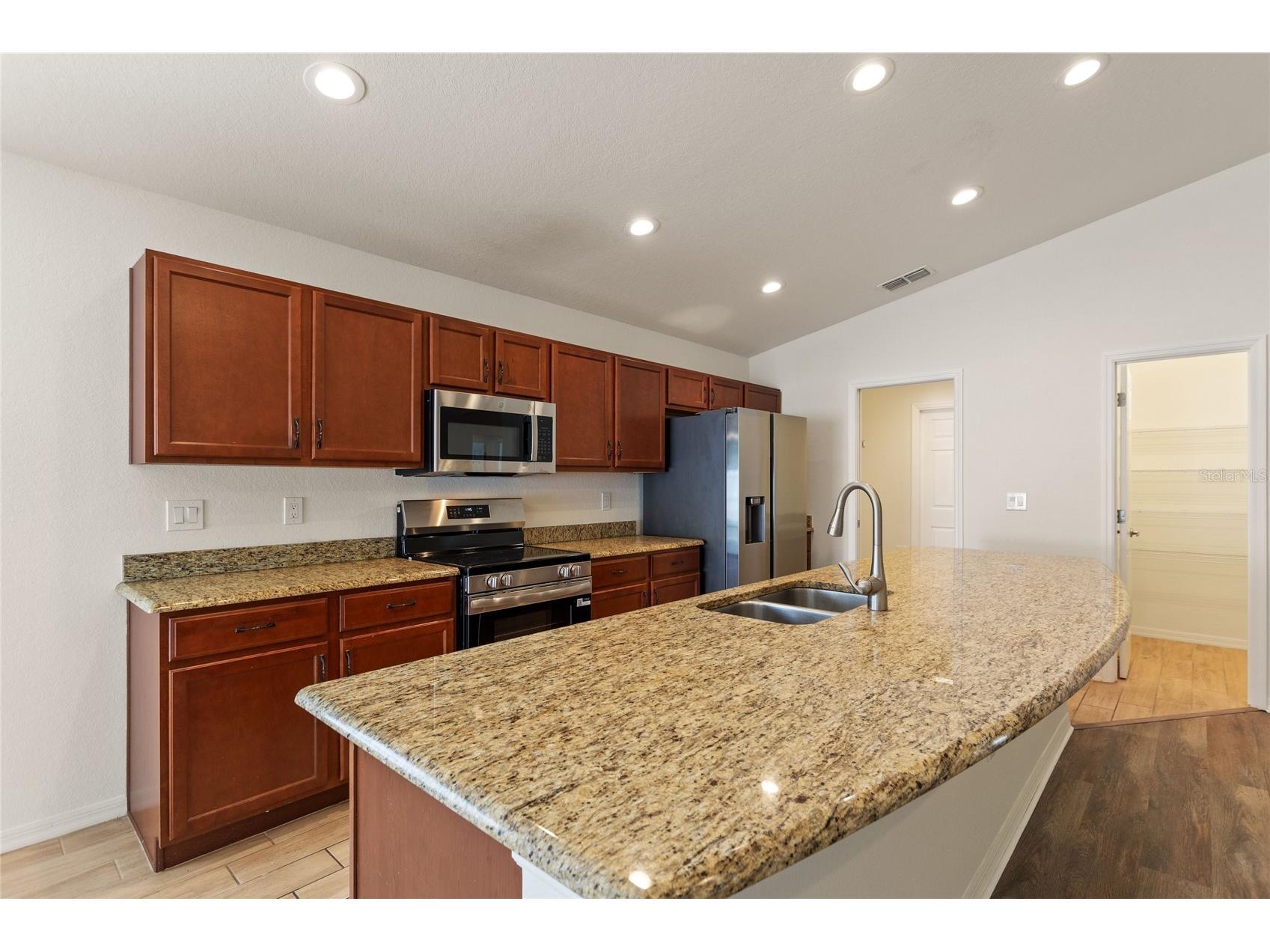 2009 Danes Court Lakeland FL 33810 O6391438 image18