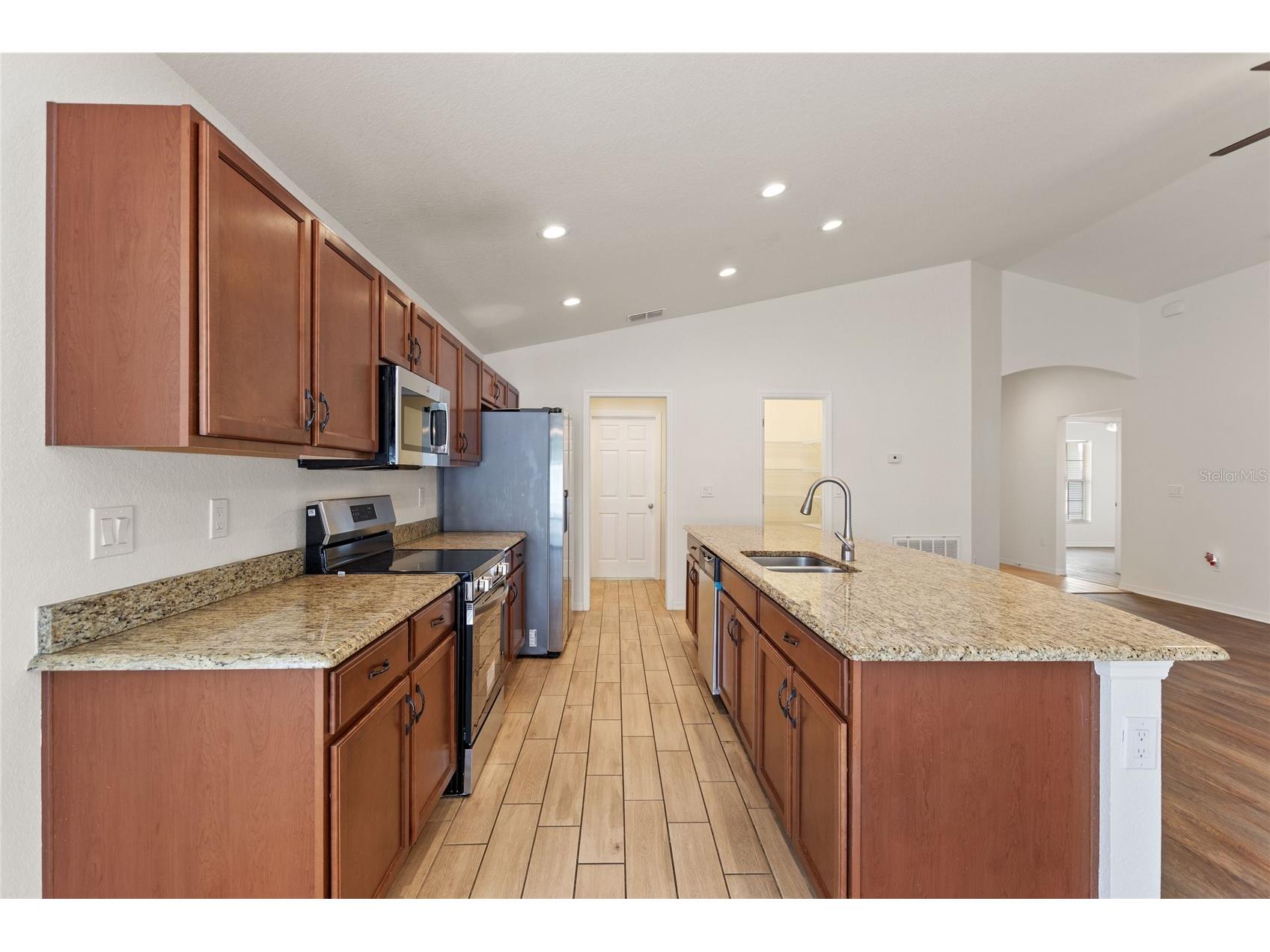 2009 Danes Court Lakeland FL 33810 O6391438 image19