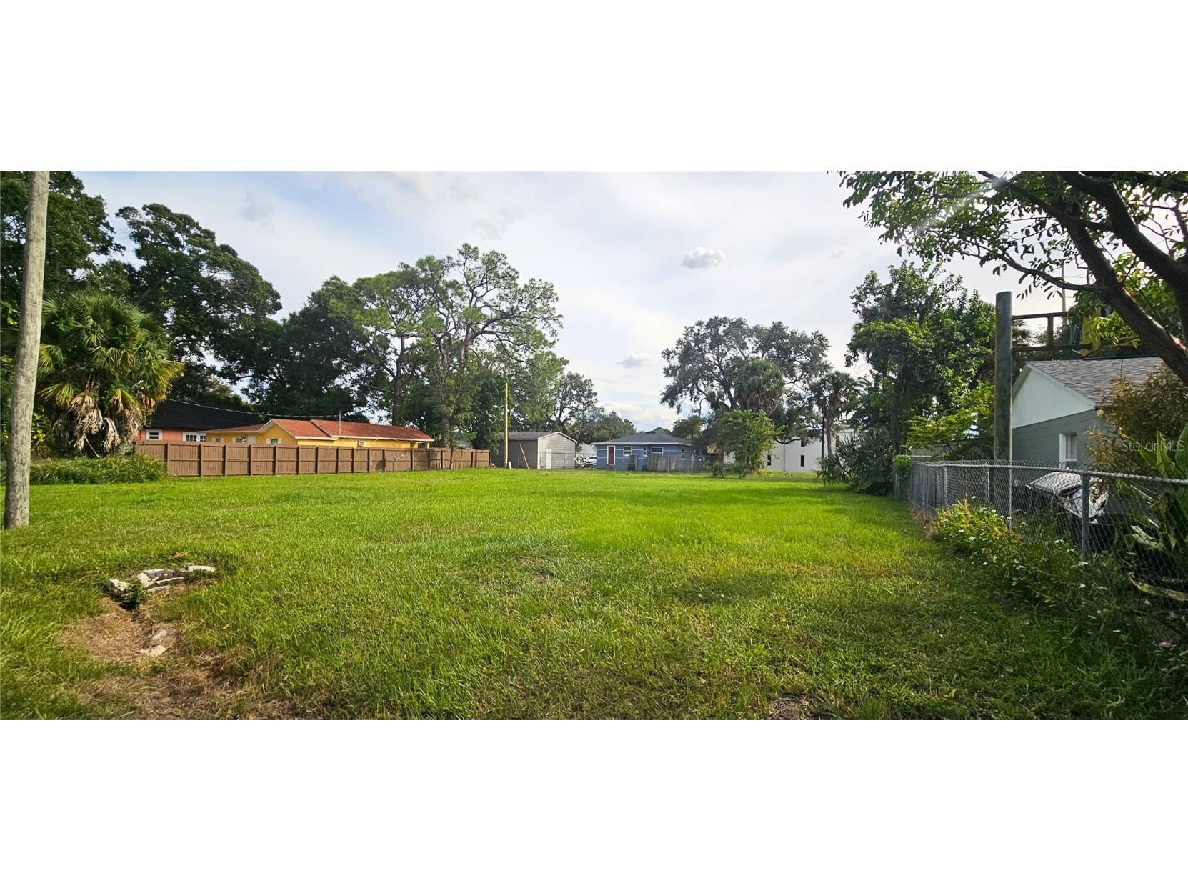 2009 Davis Street Tampa FL 33605 U8218356 image1