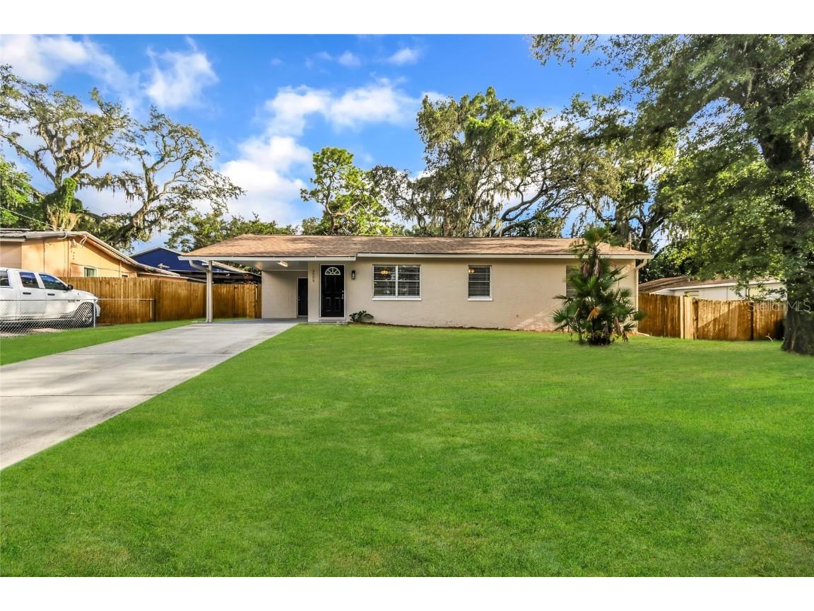 2009 E Humphrey Street Tampa FL 33604 O6136782 image1