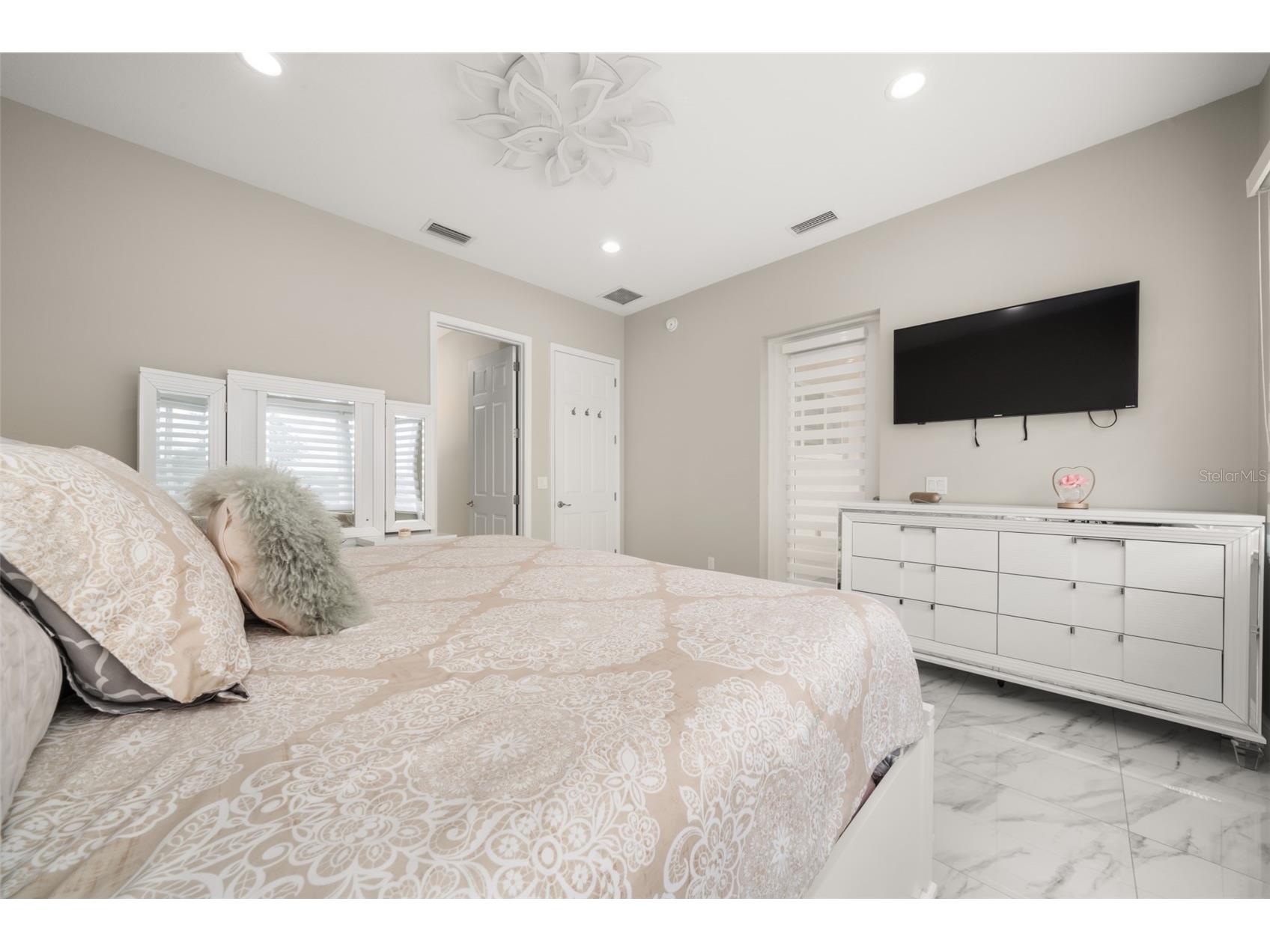 2009 Flower Terrace Sebring FL 33875 P4938396 image32