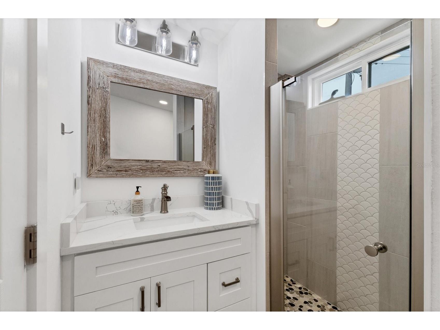 2009 Iowa Avenue Bradenton FL 34207 - SARASOTA BAY A4665049 image19