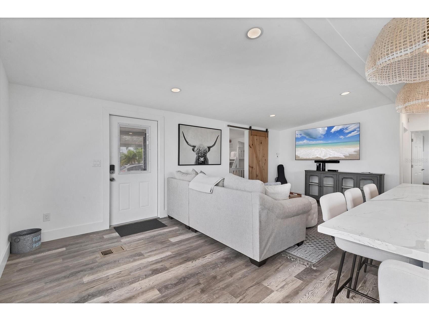 2009 Iowa Avenue Bradenton FL 34207 - SARASOTA BAY A4665049 image4