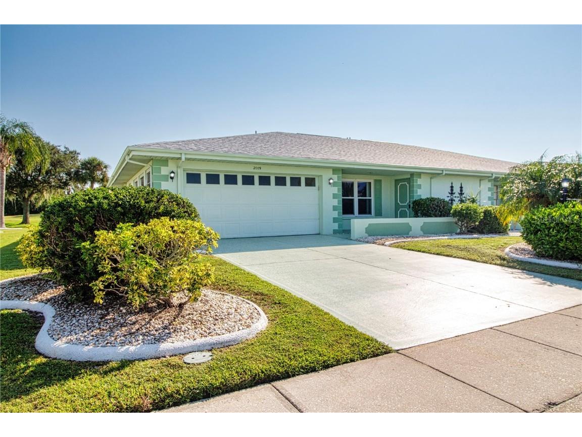 2009 Meadowlark Lane Sun City Center FL 33573 TB8306420 image1