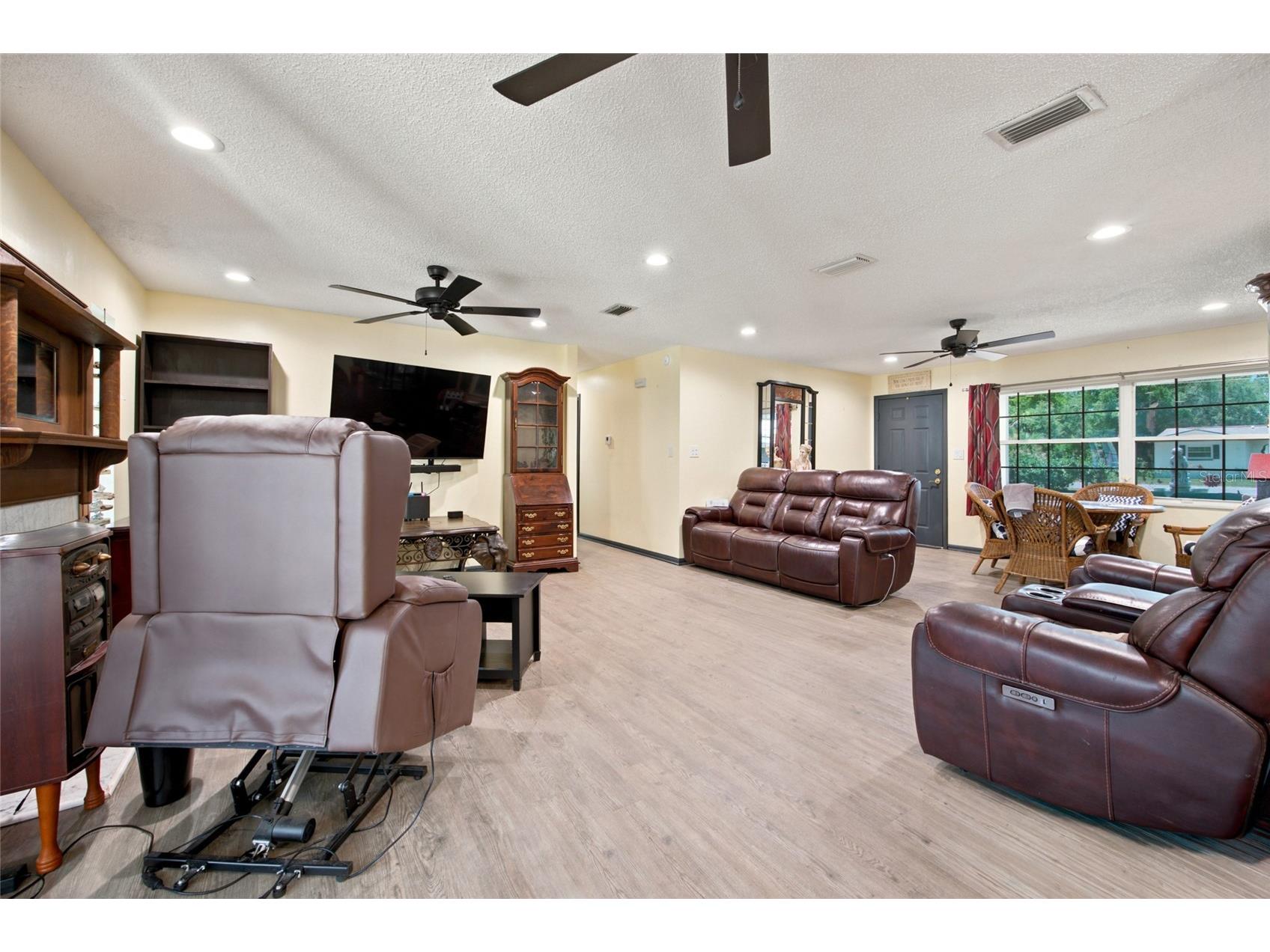 2009 NE 49th Street Ocala FL 34479 OM727675 image25