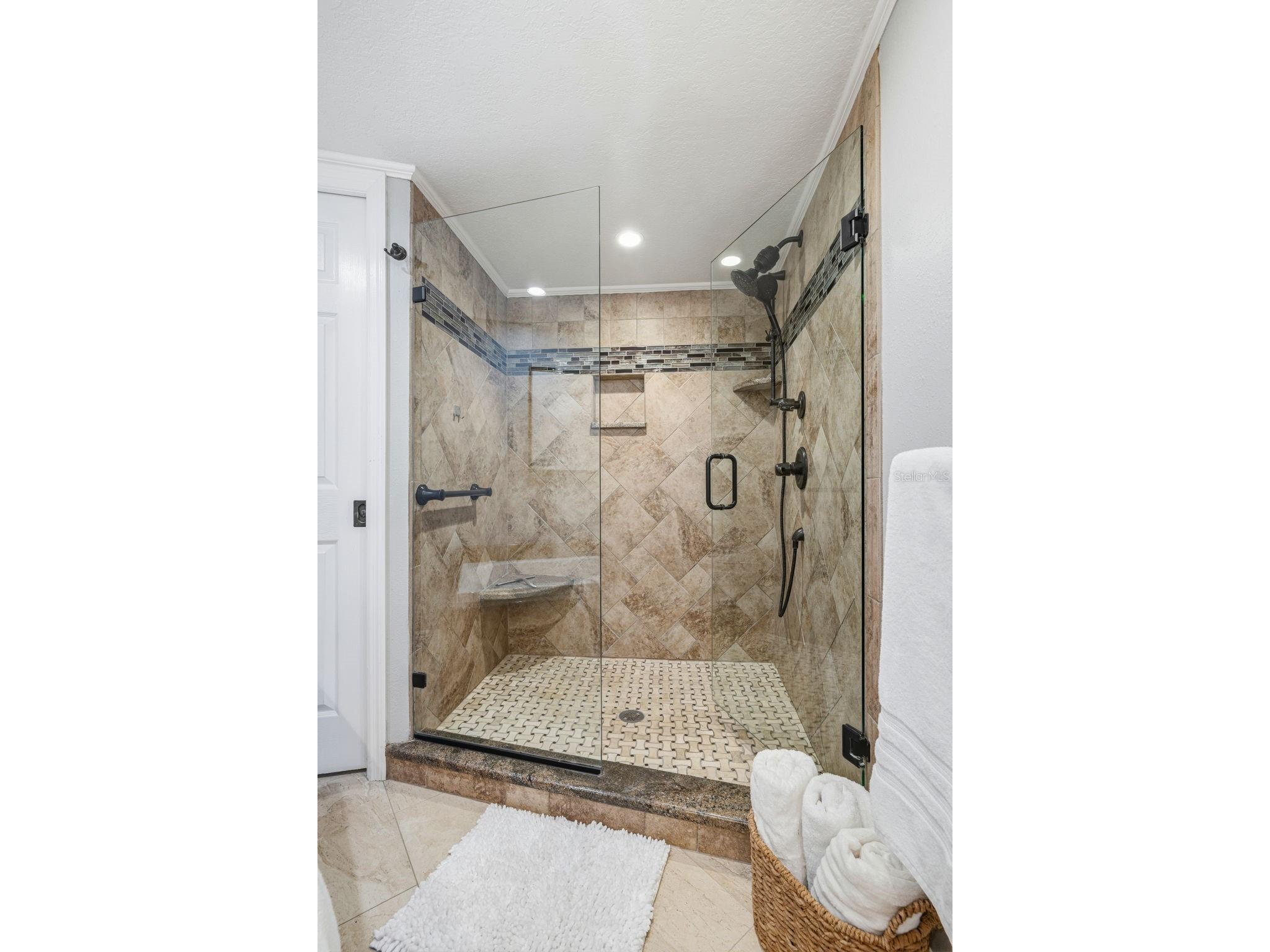 2009 Philippe Court Safety Harbor FL 34695 TB8526082 image19