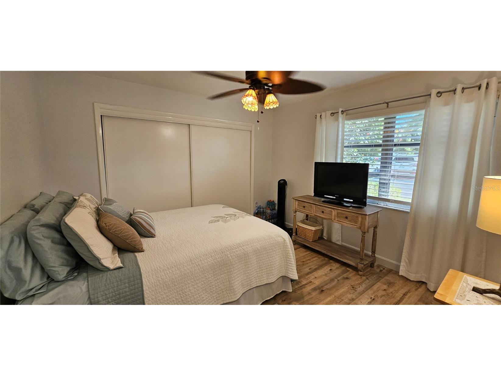 2009 Riverbluff Parkway #V334 Sarasota FL 34231 A4674441 image14