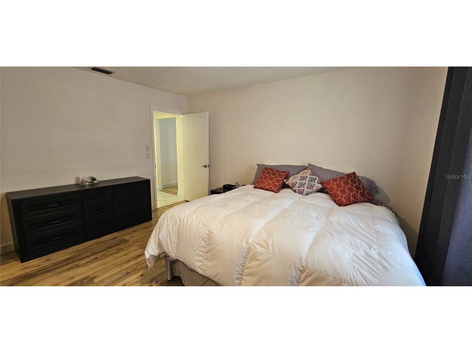 2009 Riverbluff Parkway #V334 Sarasota FL 34231 A4674441 image18