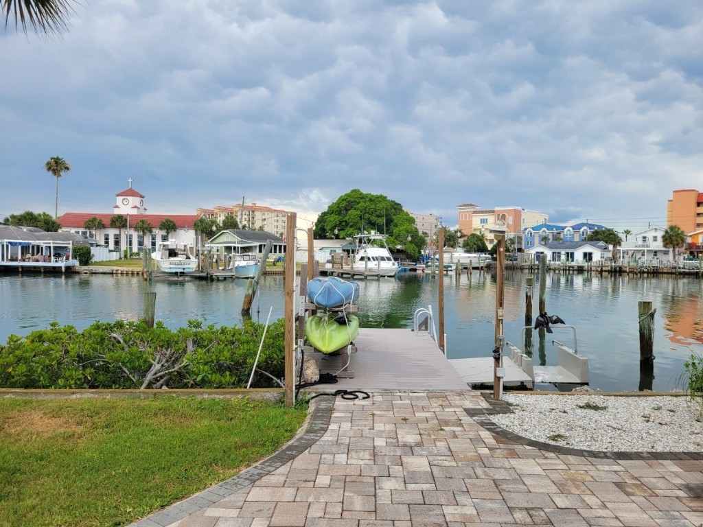 201 140th Avenue E Madeira Beach FL 33708 U8191724 image1