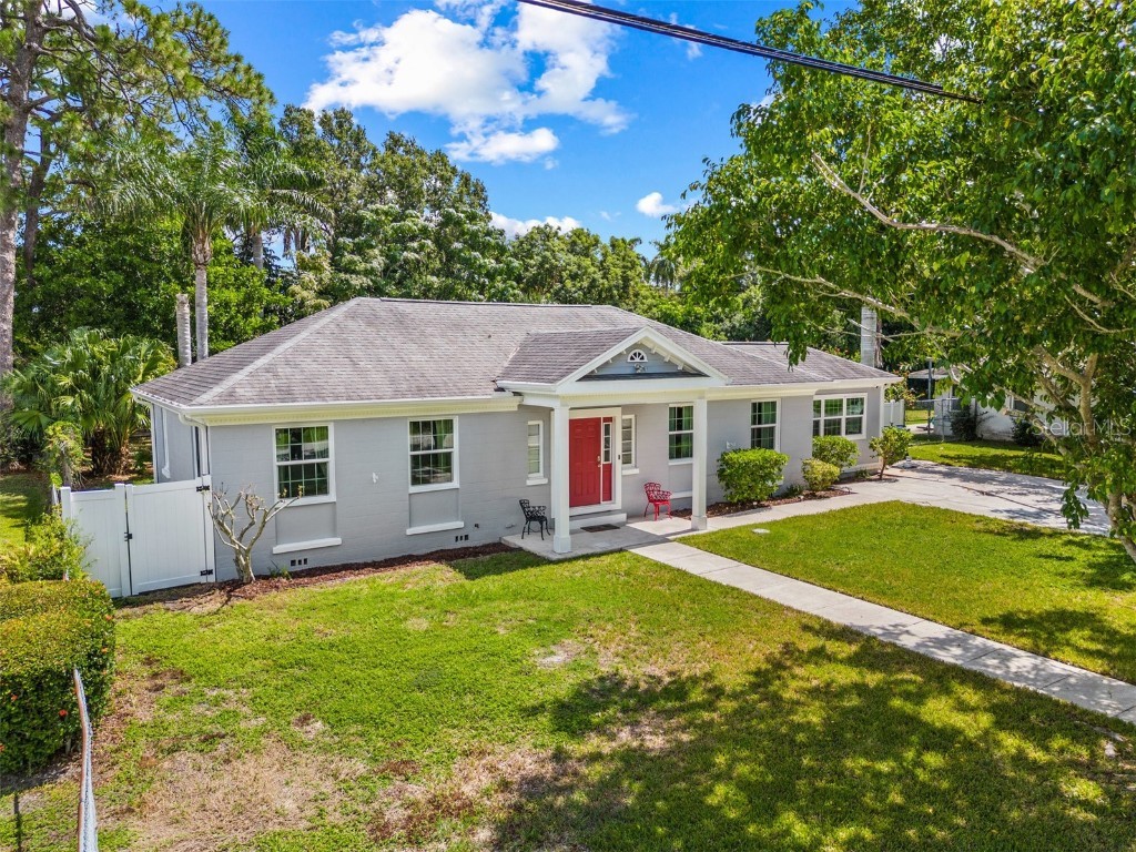 201 24th Street NE Bradenton FL 34208 A4583536 image1