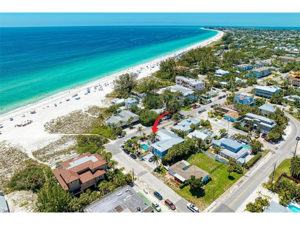 201 35th Street #4 Holmes Beach FL 34217 - GULF OF MEXICO A4573438 image1