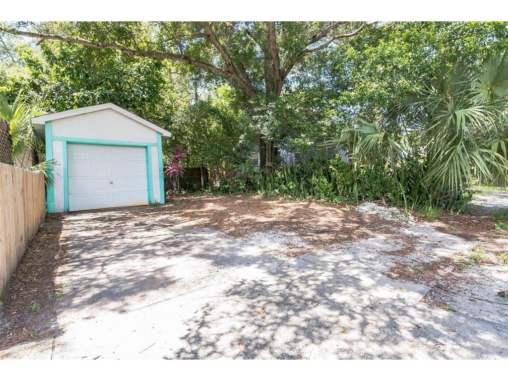 201 35th Street S Saint Petersburg FL 33711 TB8512255 image12