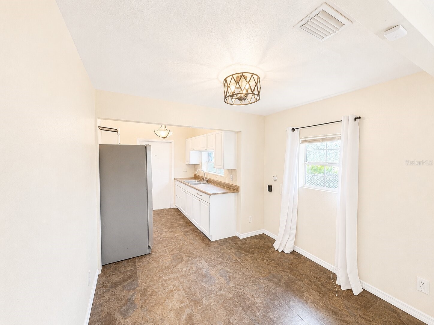 201 35th Street S Saint Petersburg FL 33711 TB8512255 image6