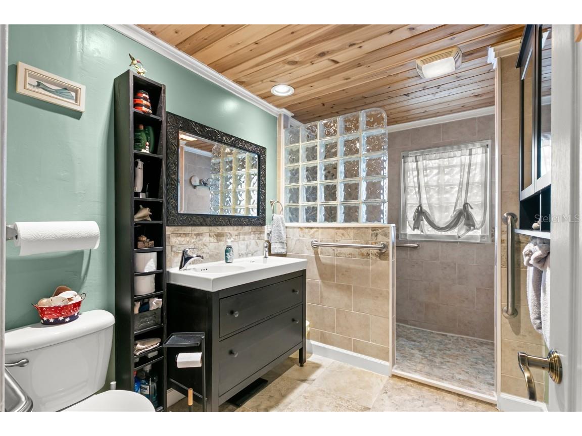 201 39th Street S Saint Petersburg FL 33711 TB8422095 image29