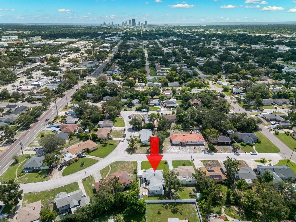 201 39th Street S Saint Petersburg FL 33711 TB8422095 image37