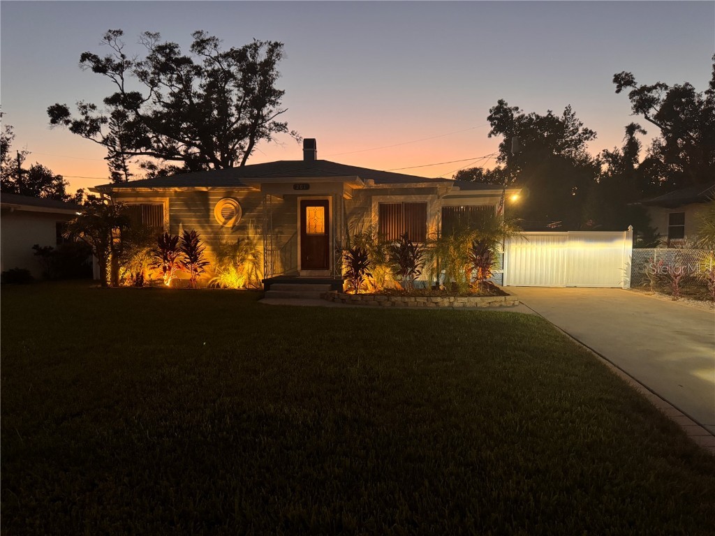 201 39th Street S Saint Petersburg FL 33711 TB8422095 image43