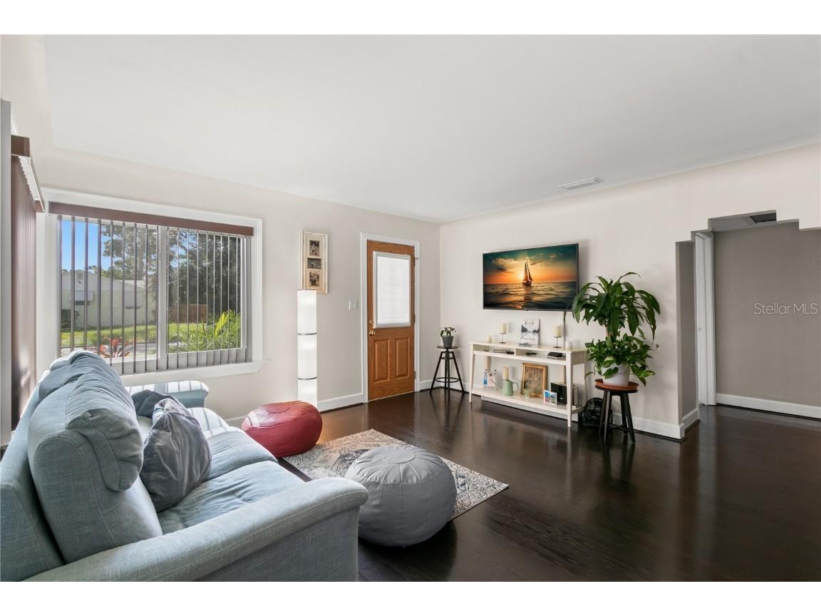 201 39th Street S Saint Petersburg FL 33711 TB8422095 image6