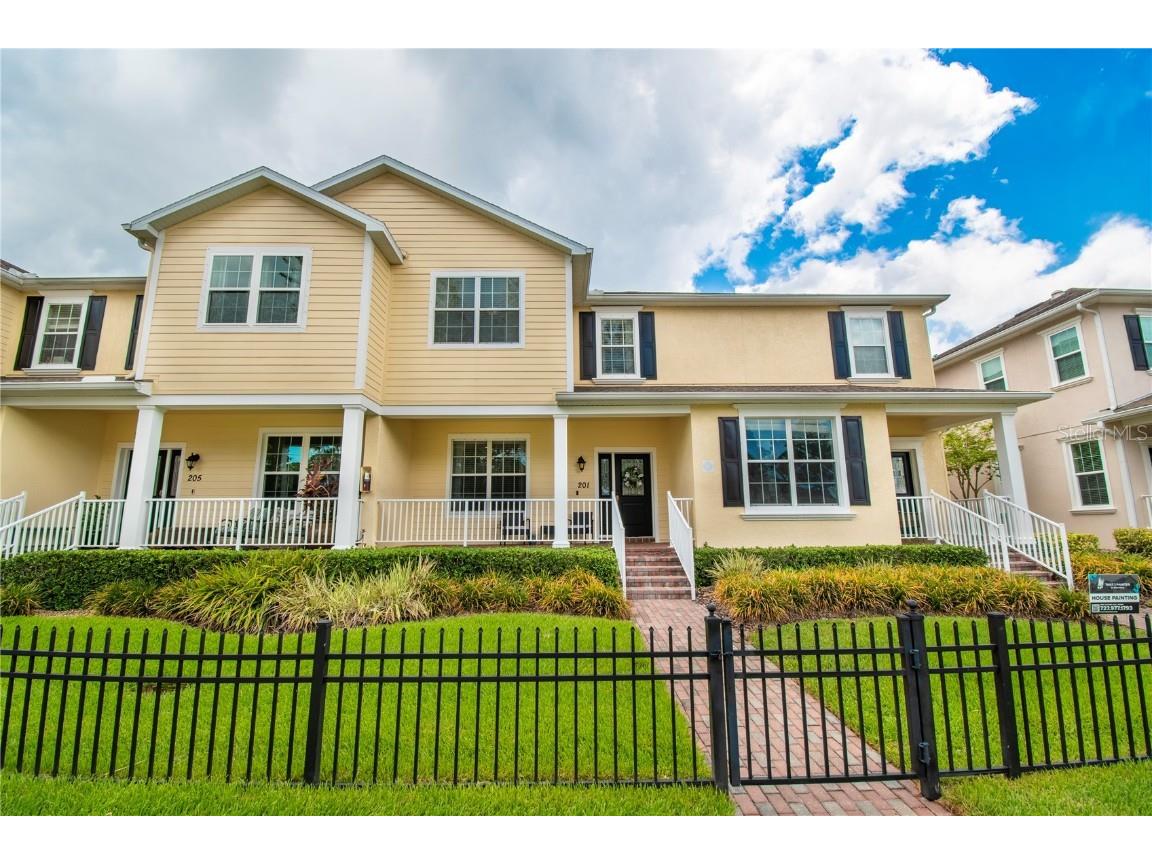 201 49th Avenue N Saint Petersburg FL 33703 U8245718 image1