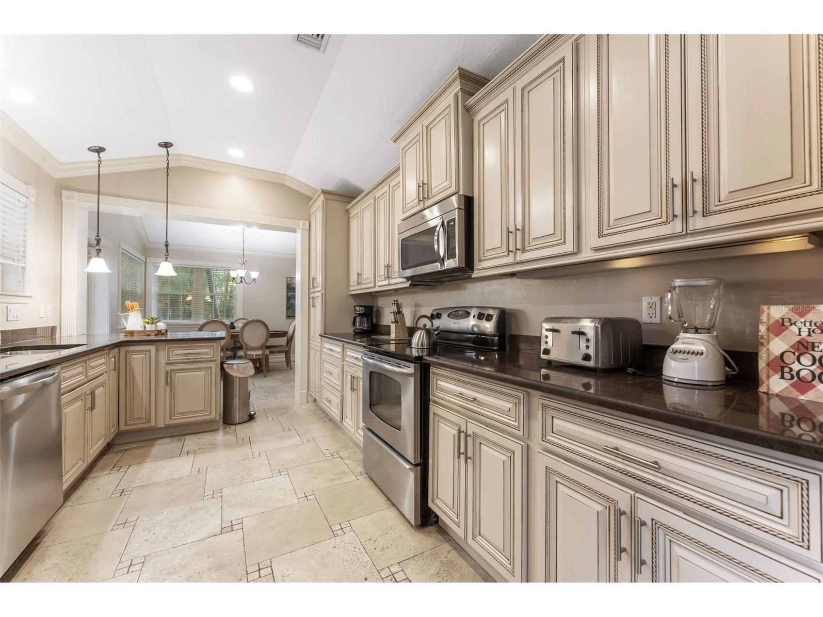 201 54th Street Holmes Beach FL 34217 TB8480803 image5