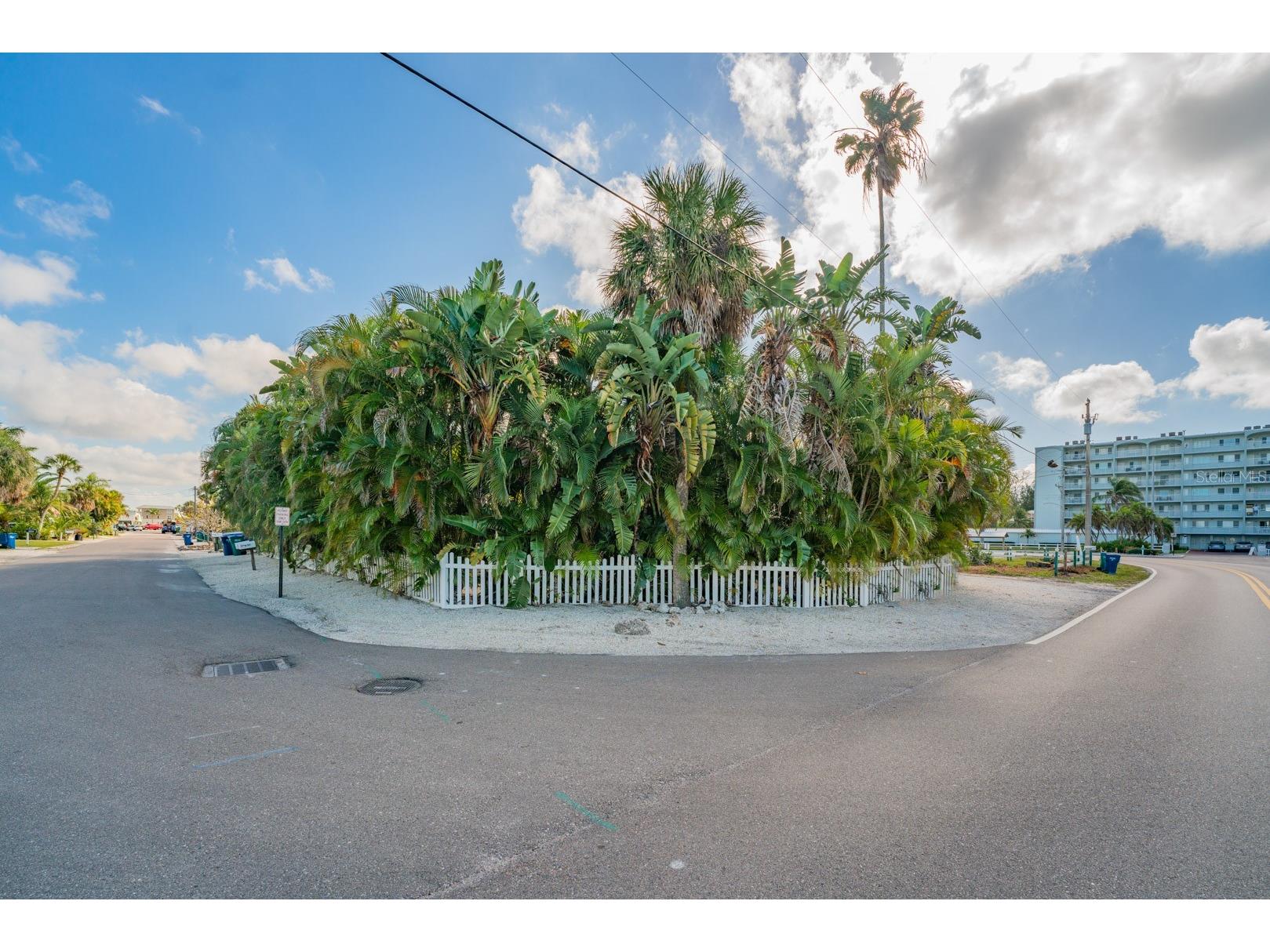 201 54th Street Holmes Beach FL 34217 TB8480803 image87