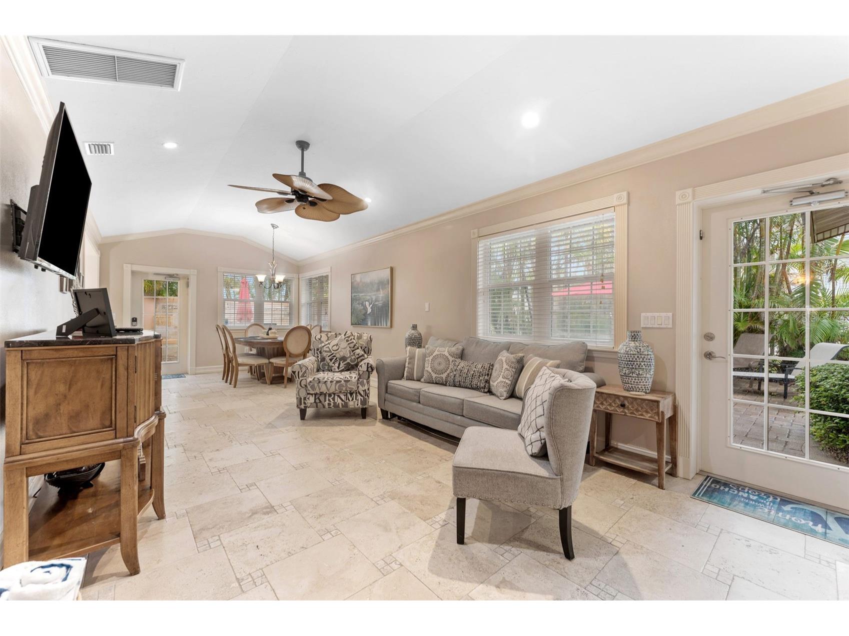 201 54th Street Holmes Beach FL 34217 TB8480803 image9