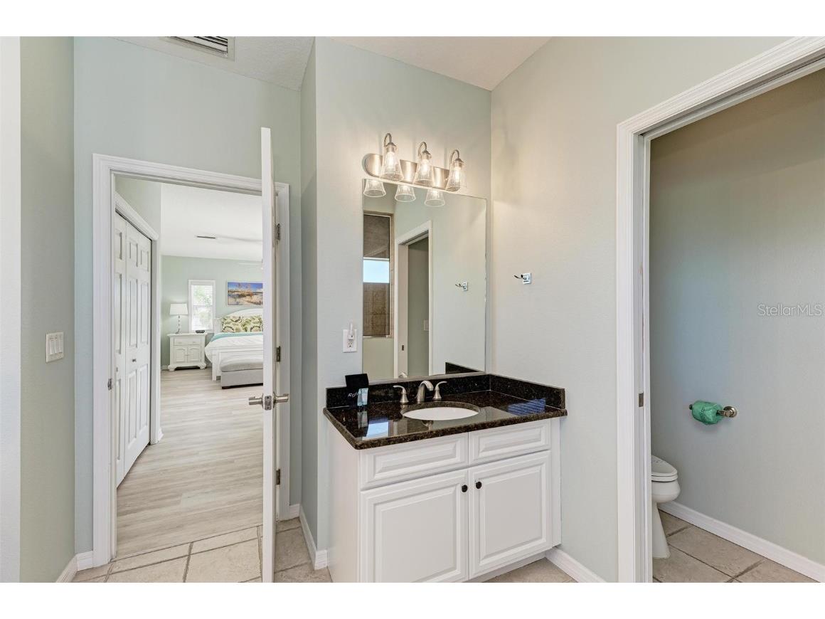 201 57th Street Holmes Beach FL 34217 A4673048 image29