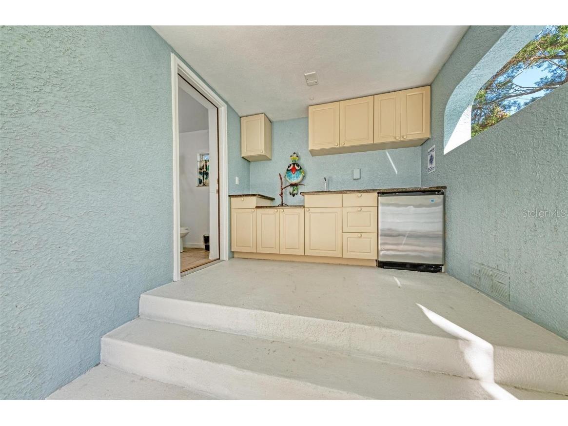 201 57th Street Holmes Beach FL 34217 A4673048 image33