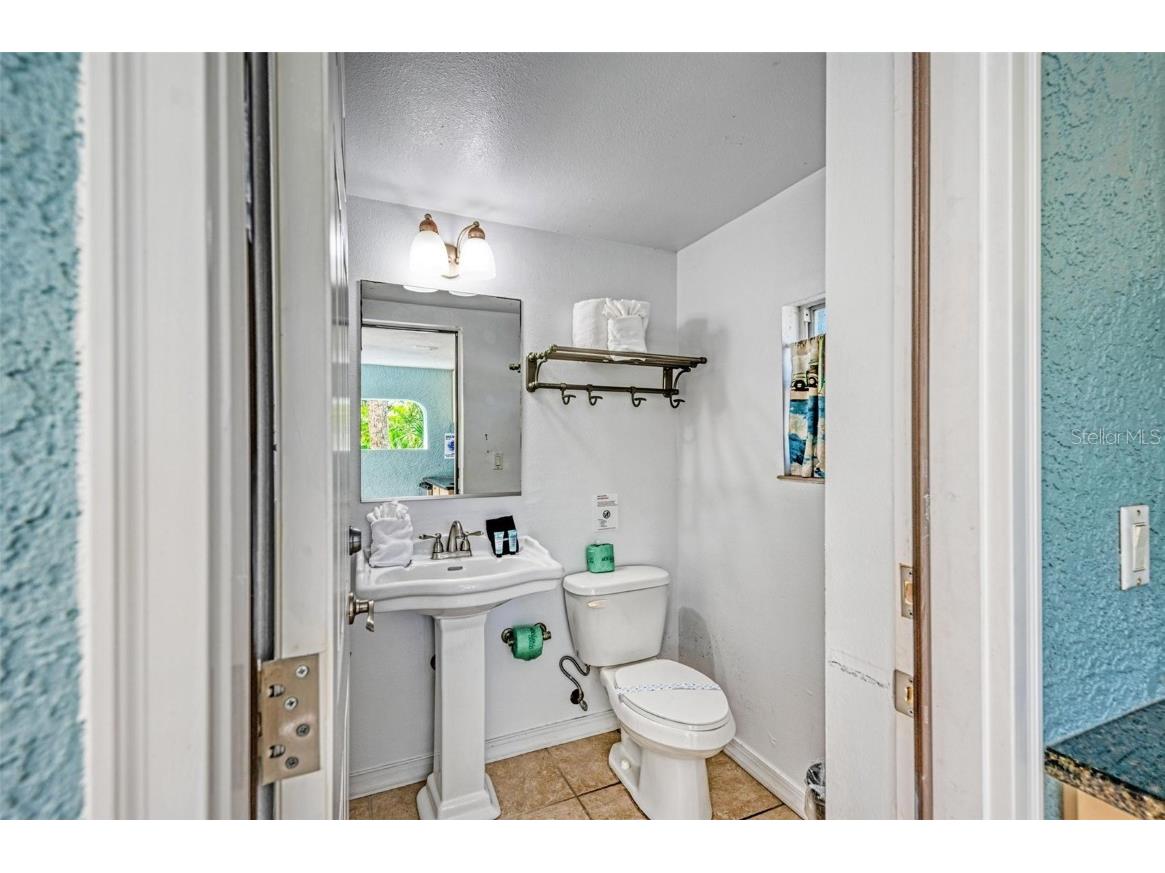 201 57th Street Holmes Beach FL 34217 A4673048 image34