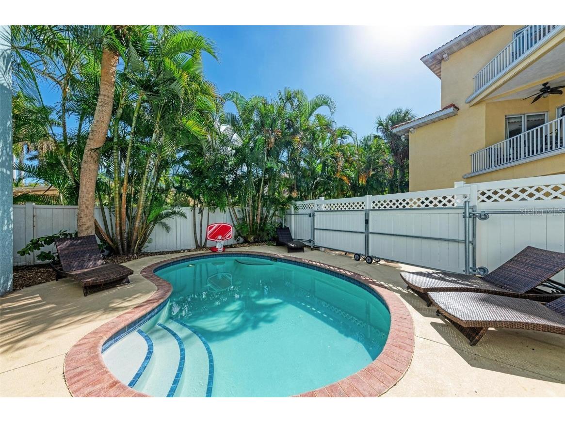 201 57th Street Holmes Beach FL 34217 A4673048 image36