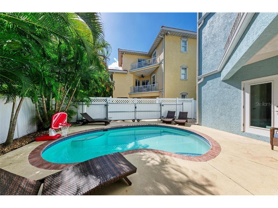 201 57th Street Holmes Beach FL 34217 A4673048 image38