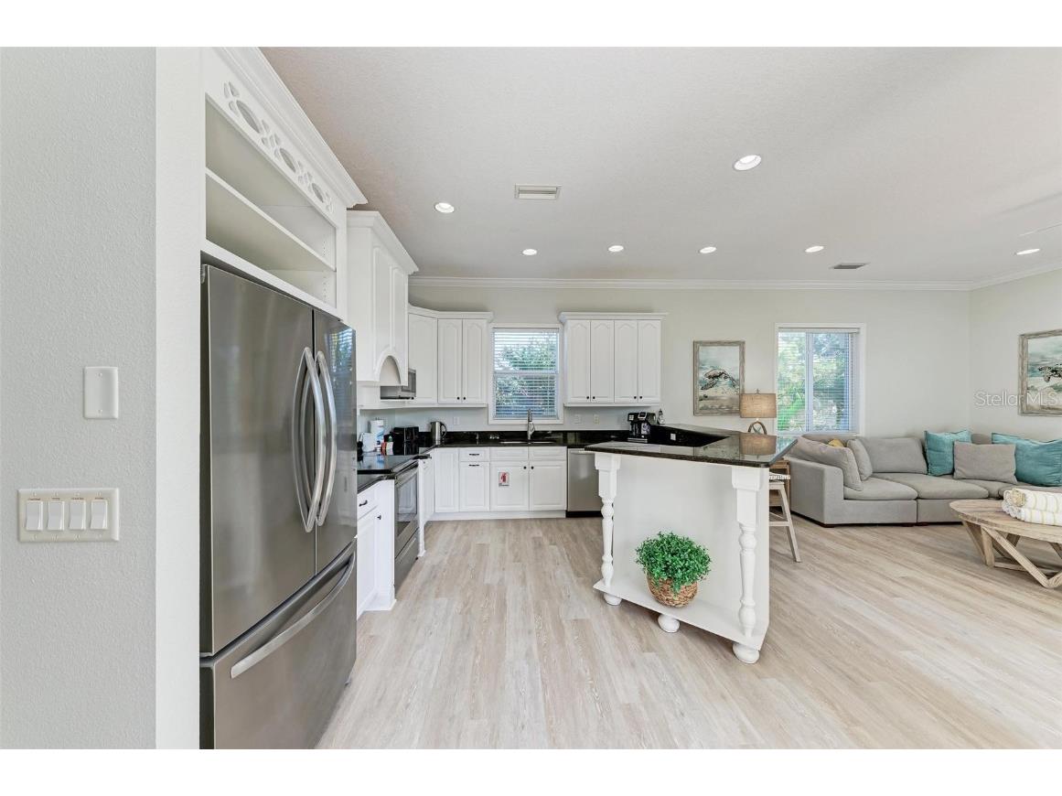 201 57th Street Holmes Beach FL 34217 A4673048 image5