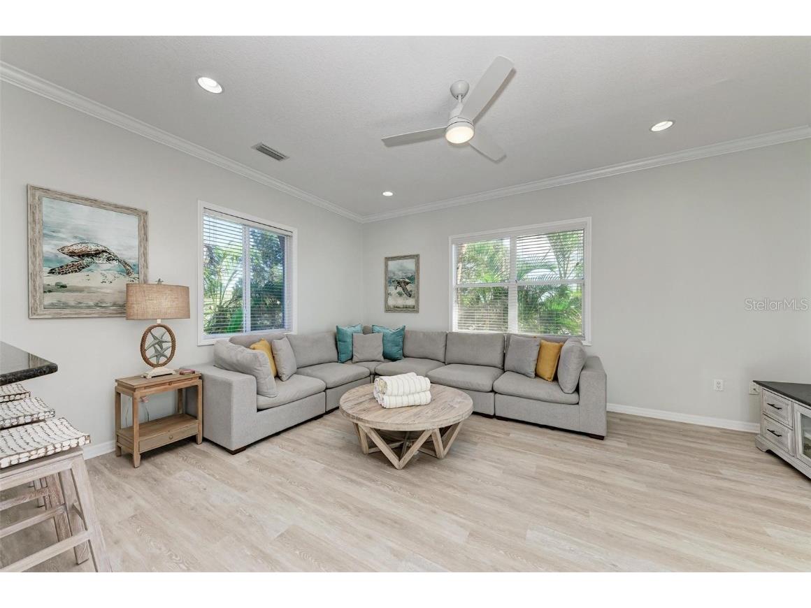 201 57th Street Holmes Beach FL 34217 A4673048 image9