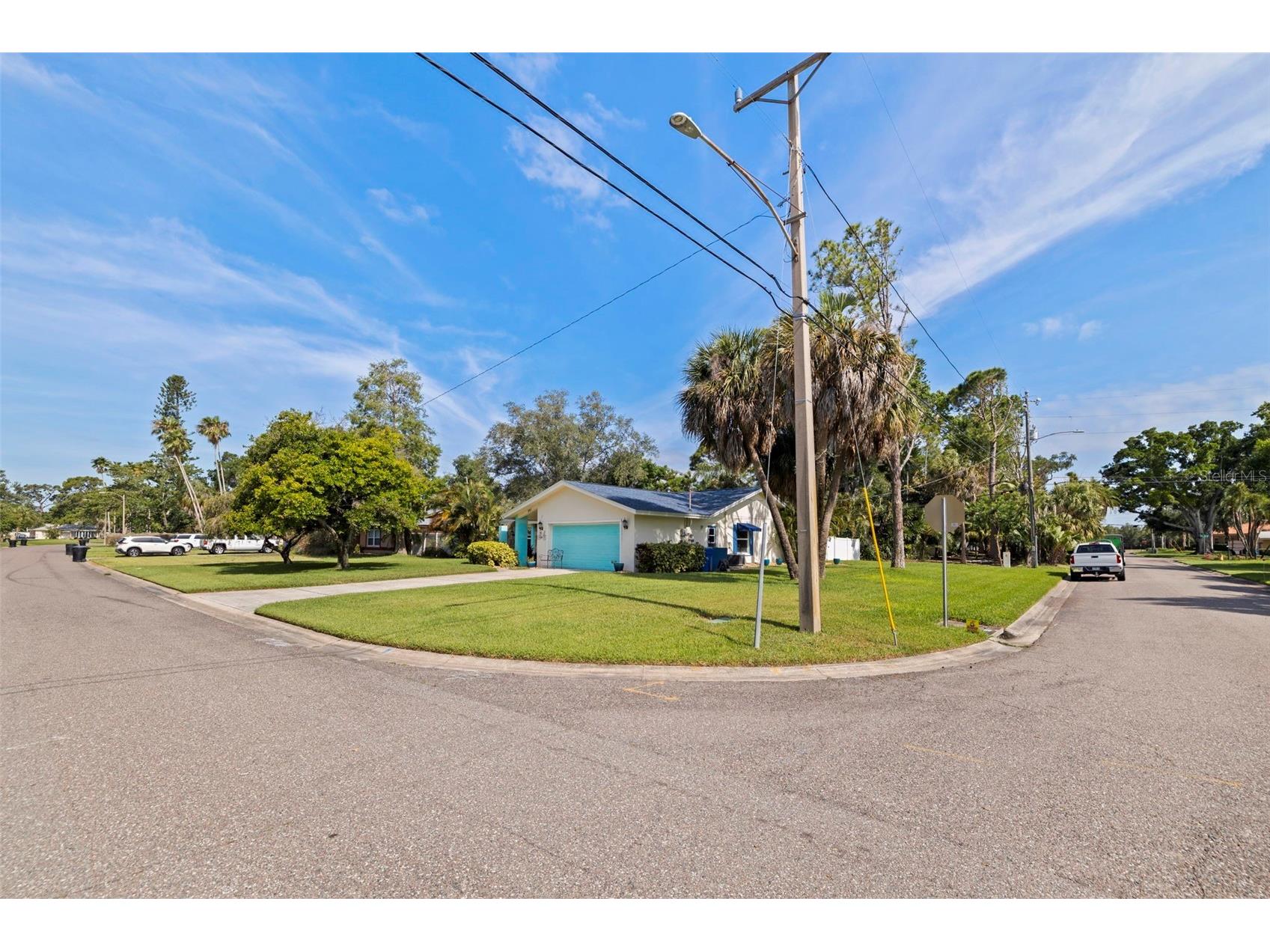 201 58th Avenue S Saint Petersburg FL 33705 TB8506374 image33