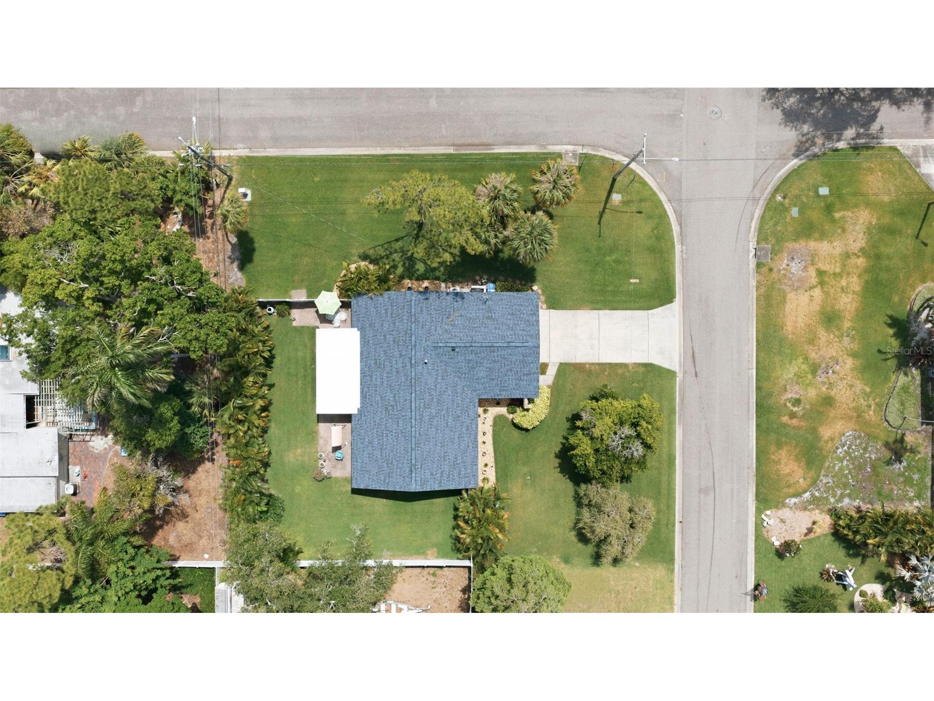 201 58th Avenue S Saint Petersburg FL 33705 TB8506374 image35