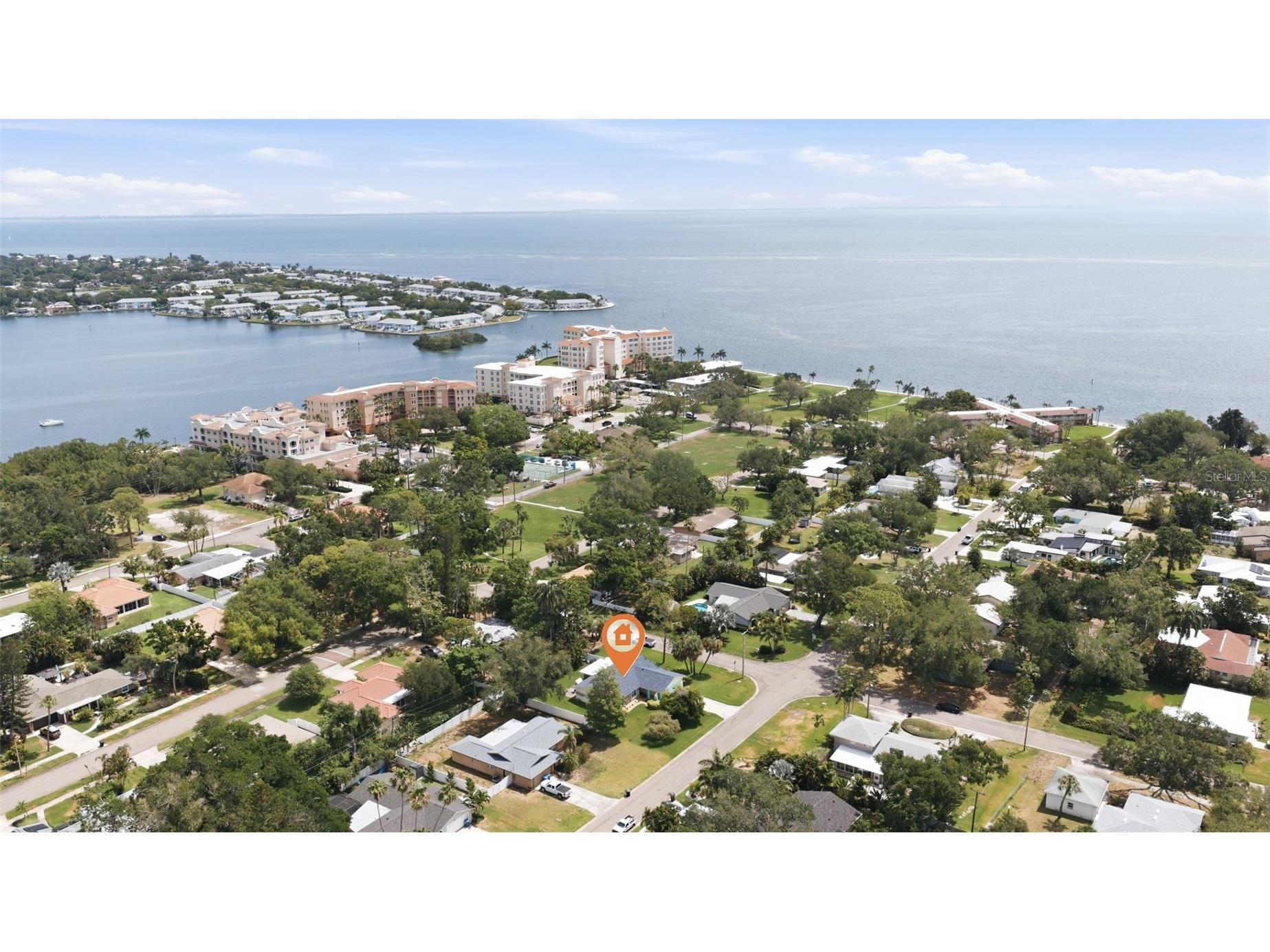 201 58th Avenue S Saint Petersburg FL 33705 TB8506374 image37
