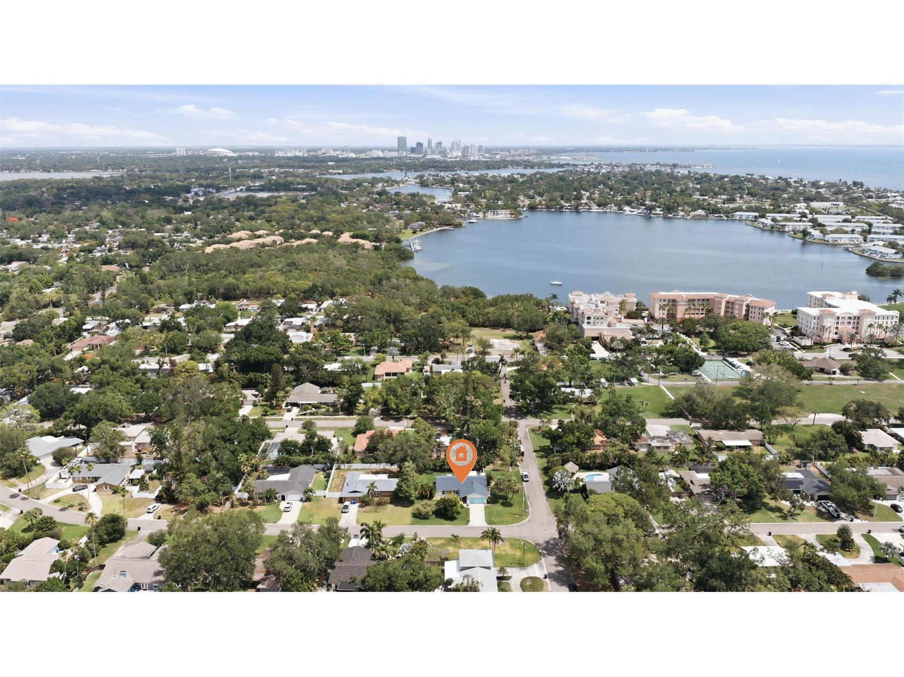 201 58th Avenue S Saint Petersburg FL 33705 TB8506374 image38