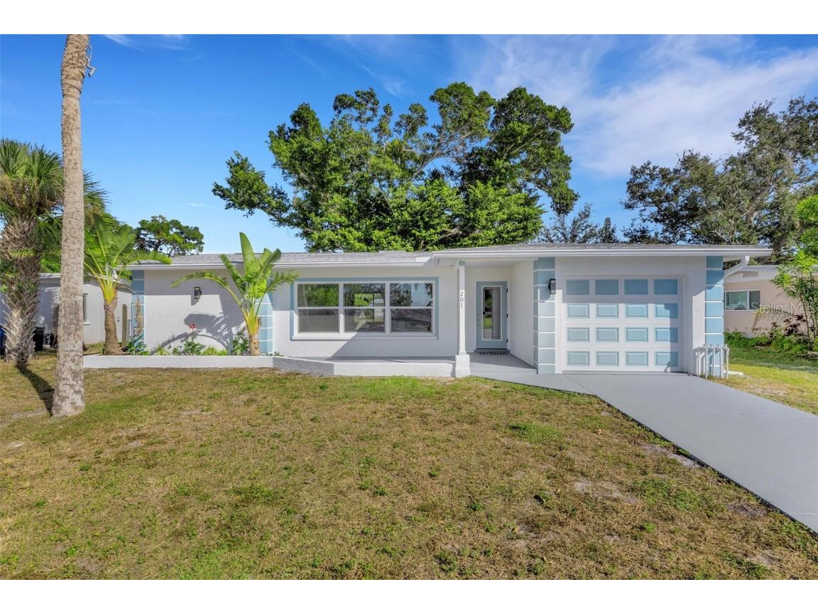 201 63rd Street W Bradenton FL 34209 W7881382 image1