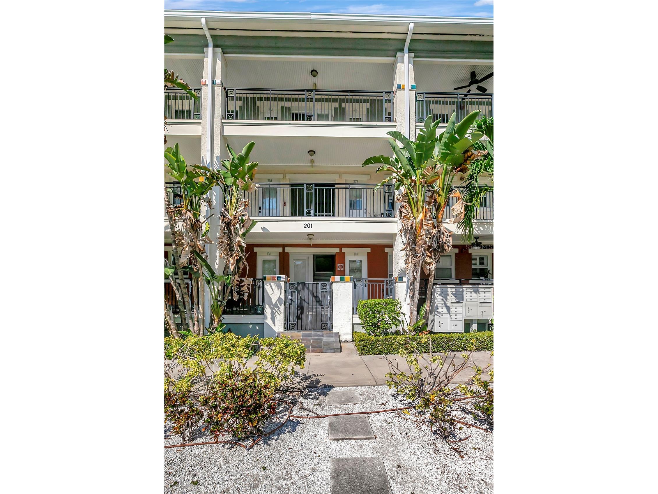201 6th Street S #102 Saint Petersburg FL 33701 TB8517191 image25