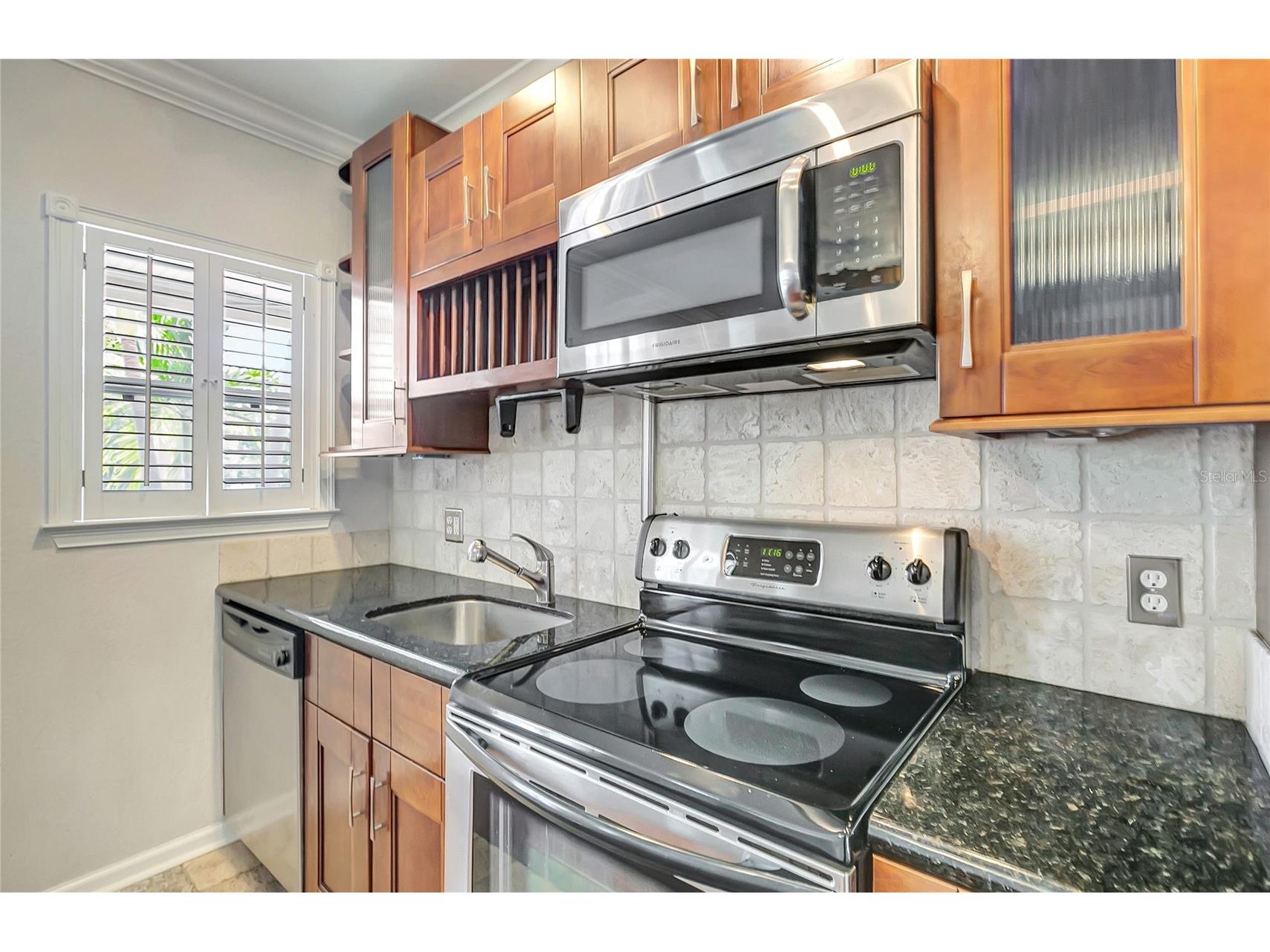201 6th Street S #102 Saint Petersburg FL 33701 TB8517191 image8