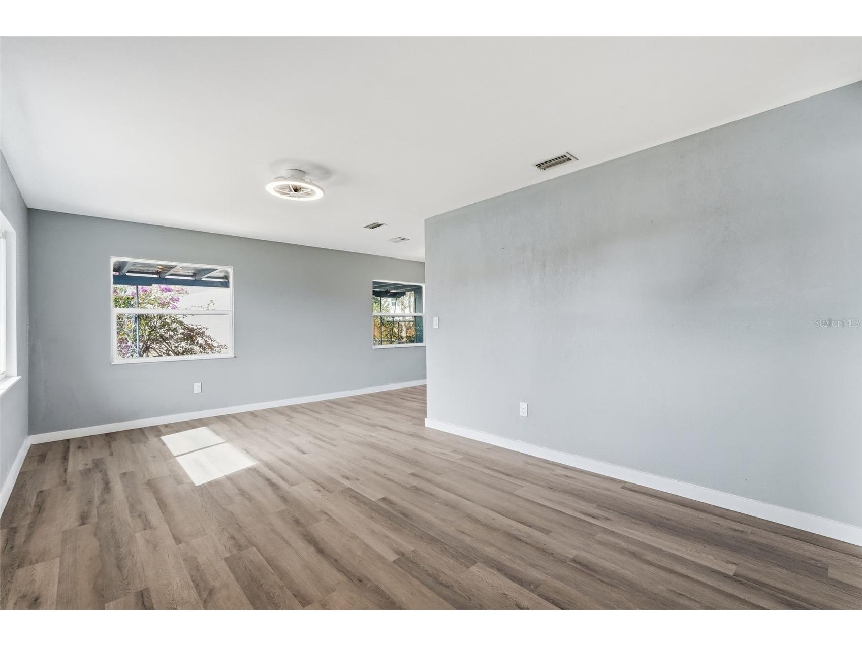 201 83rd Avenue N Saint Petersburg FL 33702 TB8459391 image10