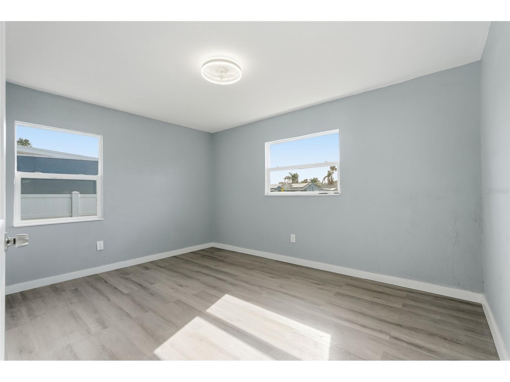 201 83rd Avenue N Saint Petersburg FL 33702 TB8459391 image16