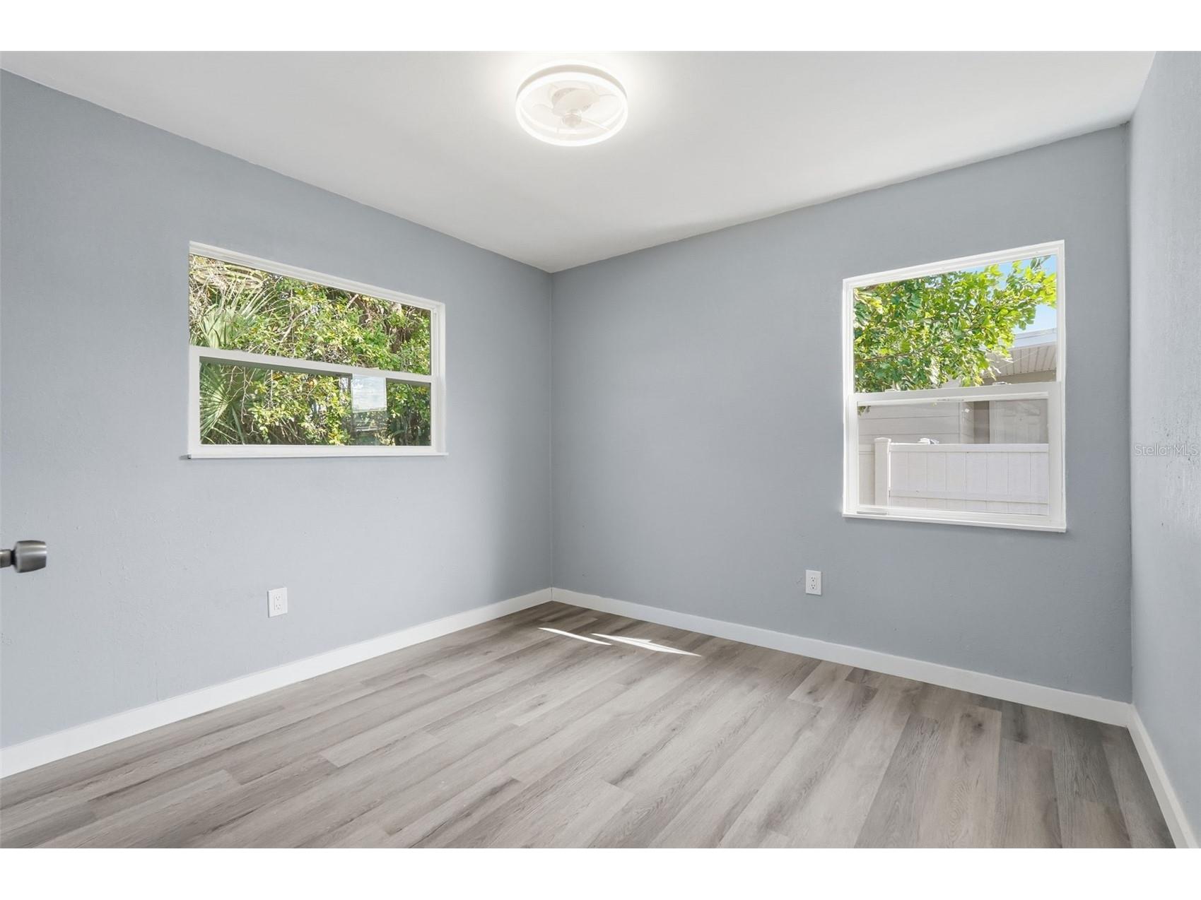 201 83rd Avenue N Saint Petersburg FL 33702 TB8459391 image6
