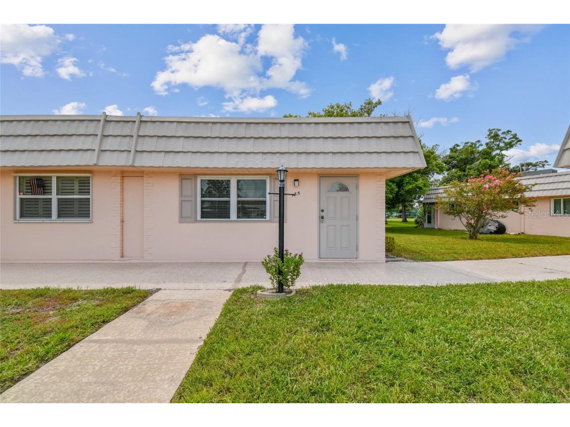 201 Bedford Trail #135 Sun City Center FL 33573 T3462714 image1
