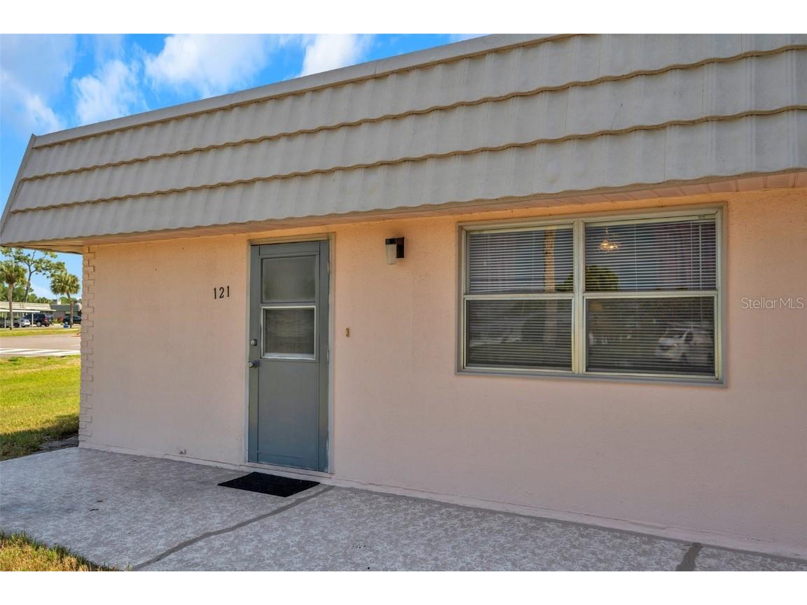 201 Bedford Trail #F121 Sun City Center FL 33573 T3520136 image1