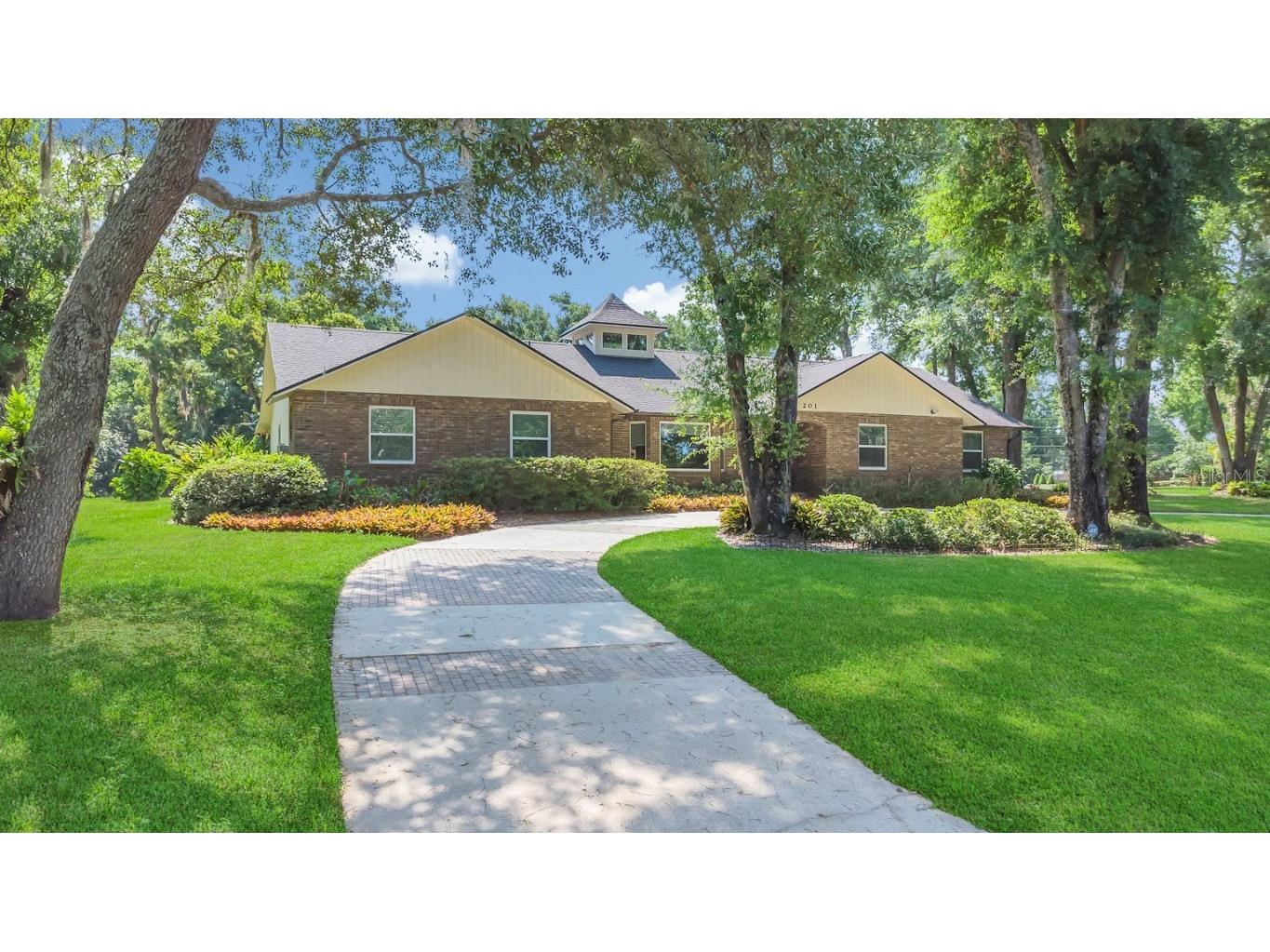 201 Bridle Path Longwood FL 32779 O6163283 image1