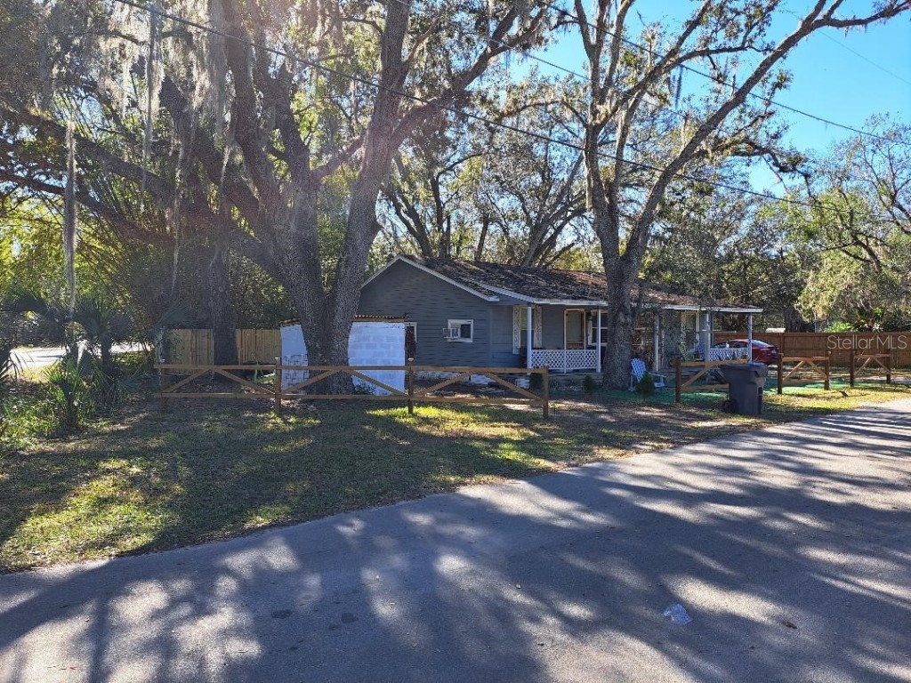 201 Center St Davenport FL 33896 O6083210 image1