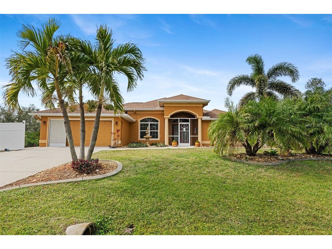 201 Champion Street Port Charlotte FL 33953 C7503161 image1